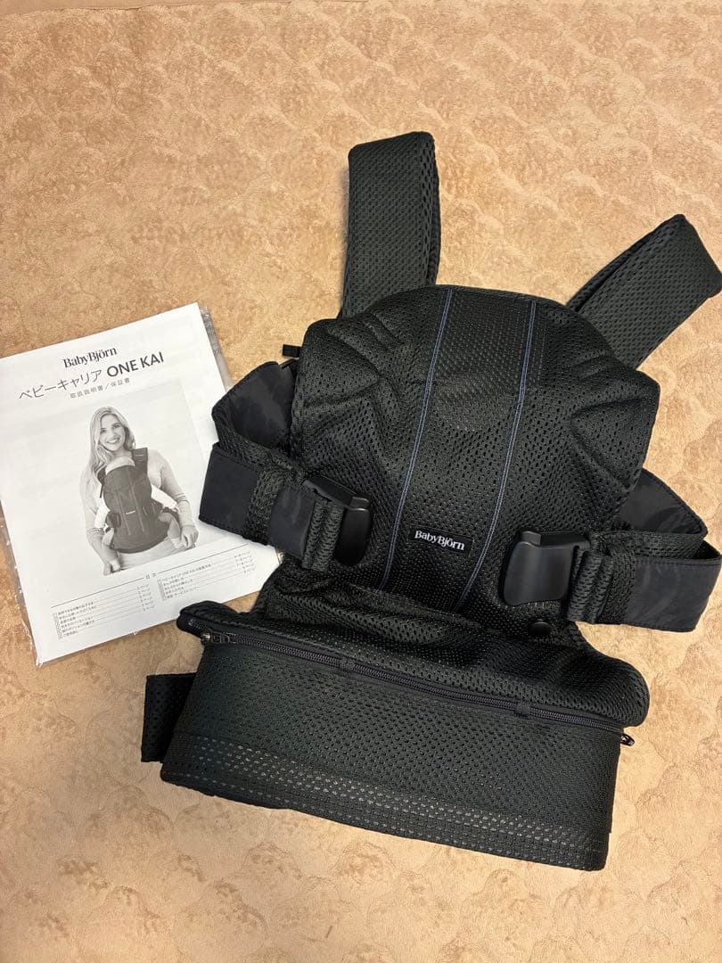 【美品】BabyBjörn 抱っこ紐 ONE KAI Air ブラック BABYBJORN（ベビービョルン） 抱っこ紐 ONE KAI Air ワン カイ エアー