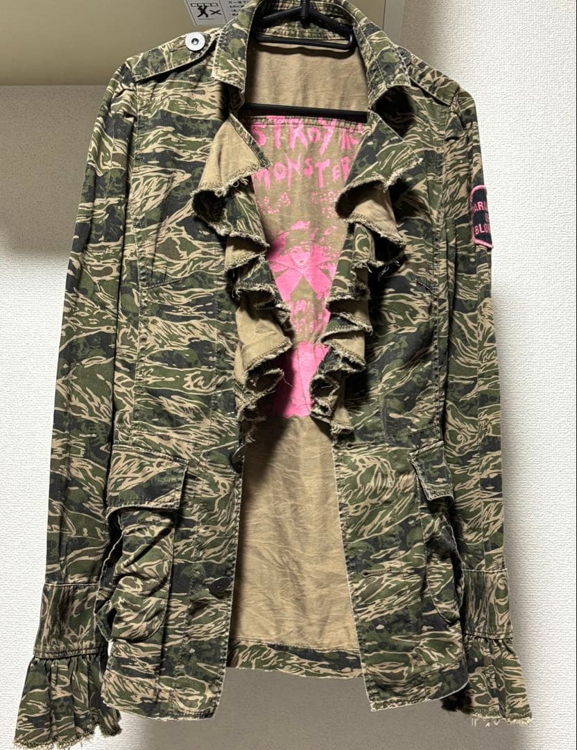 ヒステリックグラマースカルカモフラージュ柄ミリタリージャケット HYSTERIC GLAMOUR（ヒステリックグラマー）の「プリマロフトエア