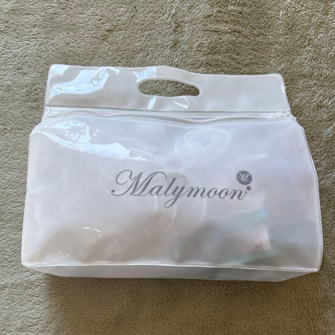 Malymoon シルキーシャボンチェックビキニ《レディース水着5点セット》