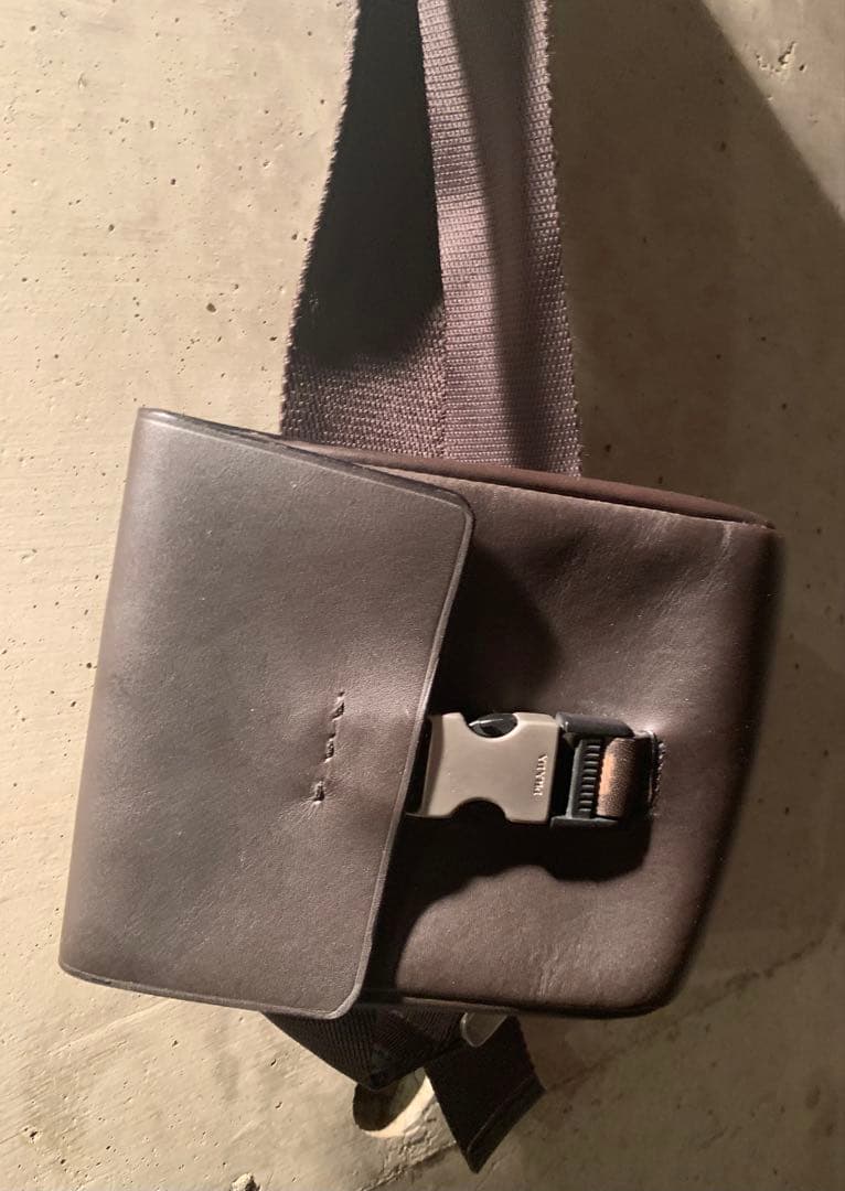 レア！プラダ　ウエストポーチ　ショルダーバック 中古・古着通販】PRADA (プラダ) ウエストショルダーバッグ ブラック