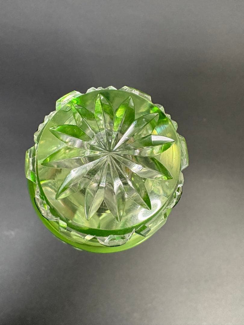 オールドバカラディアマンピエーリー香水瓶グリーン - メルカリ