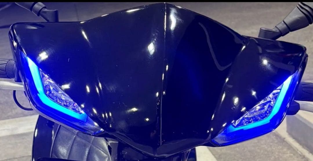 ゴ*ん様 シグナス3 型　フロントマスク MーDESIGN Mデザイン シグナスX 3型 シグナスX 3型 フロントマスク