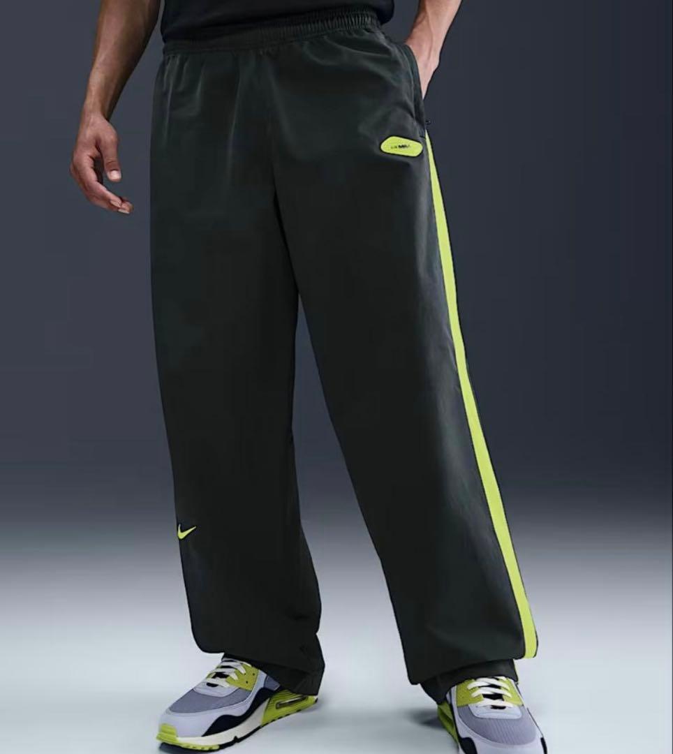 【最終値下げ中】Nike Patta コラボ　トラックパンツ　Mサイズ新品 Patta(パタ) Nike(ナイキ) トラックパンツ・ジャージ(メンズ