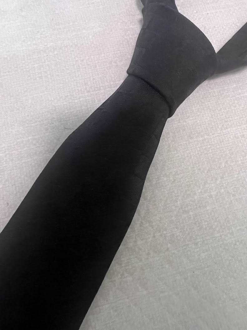 BOTTEGA VENETA シルク100% ネクタイ イントレチャート 黒 美品 希少 Bottega Veneta ボッテガヴェネタ ネクタイ イントレ