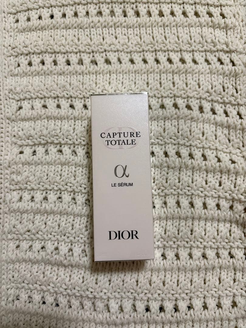 DIOR CAPTURE TOTALE LE SÉRUM (美容液)50ml Dior Capture Le Sérum: High-Performance Anti-Aging Face Serum| DIOR US