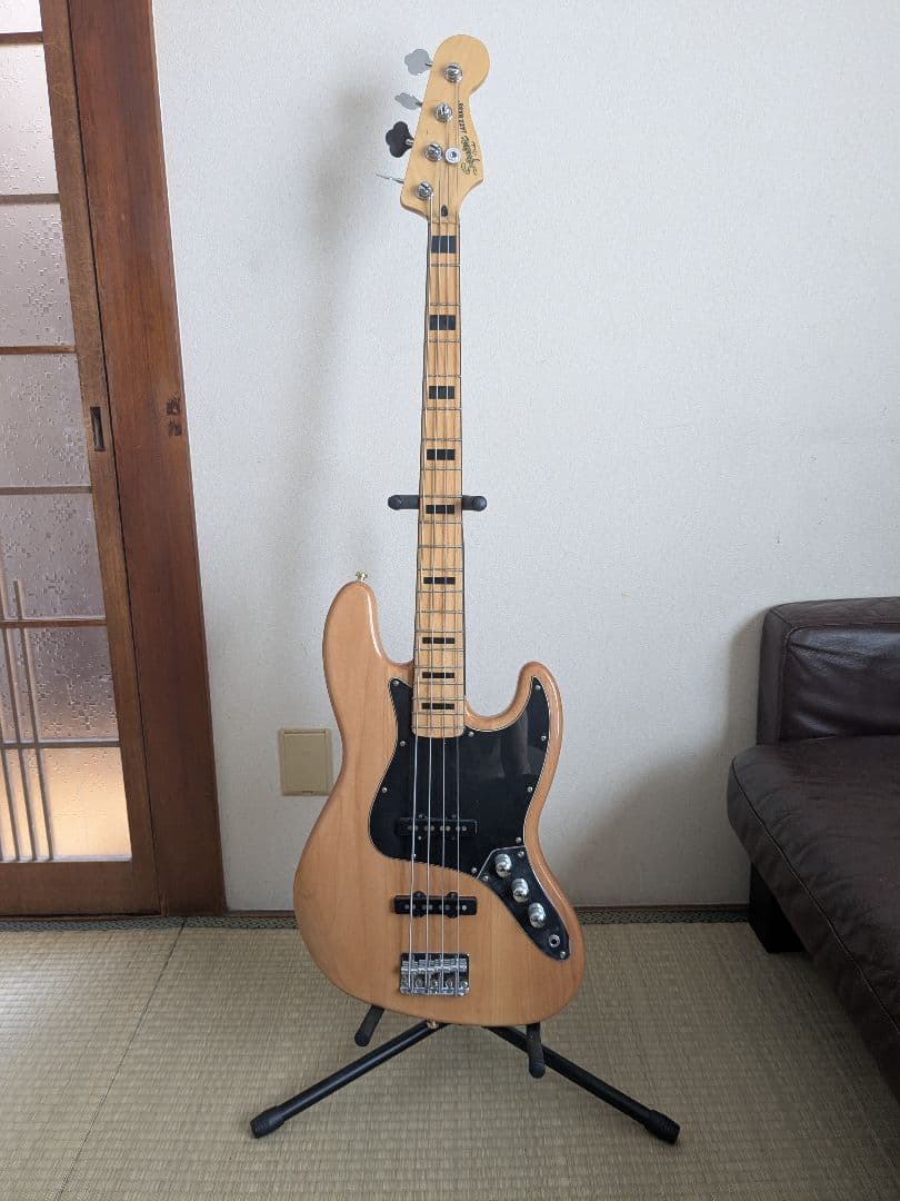 ベース Classic Vibe '70s Jazz Bass Natural Squier by Fender Classic Vibe '70s Jazz Bass Natural エレキベース