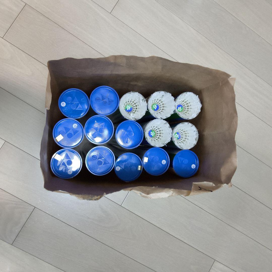 YONEX AEROSENSA 700 中古シャトル 120球+ 600を65球 - メルカリ