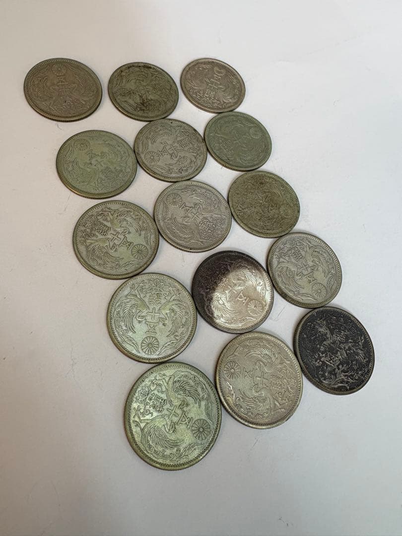 小型50銭　銀貨　鳳凰　１５枚　状態様々　まとめ売り 日本の古銭 小型50銭銀貨 鳳凰 No.15 - メルカリ