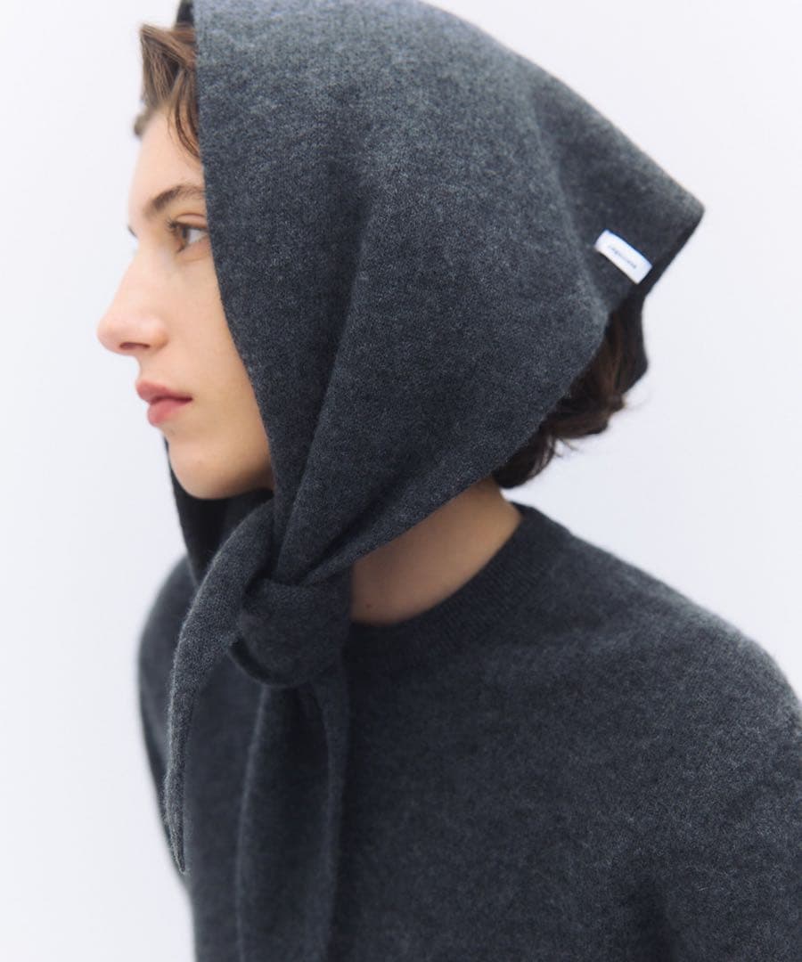 小物 elegancese Sheer triangle scarf Sheer triangle scarf – elegancese