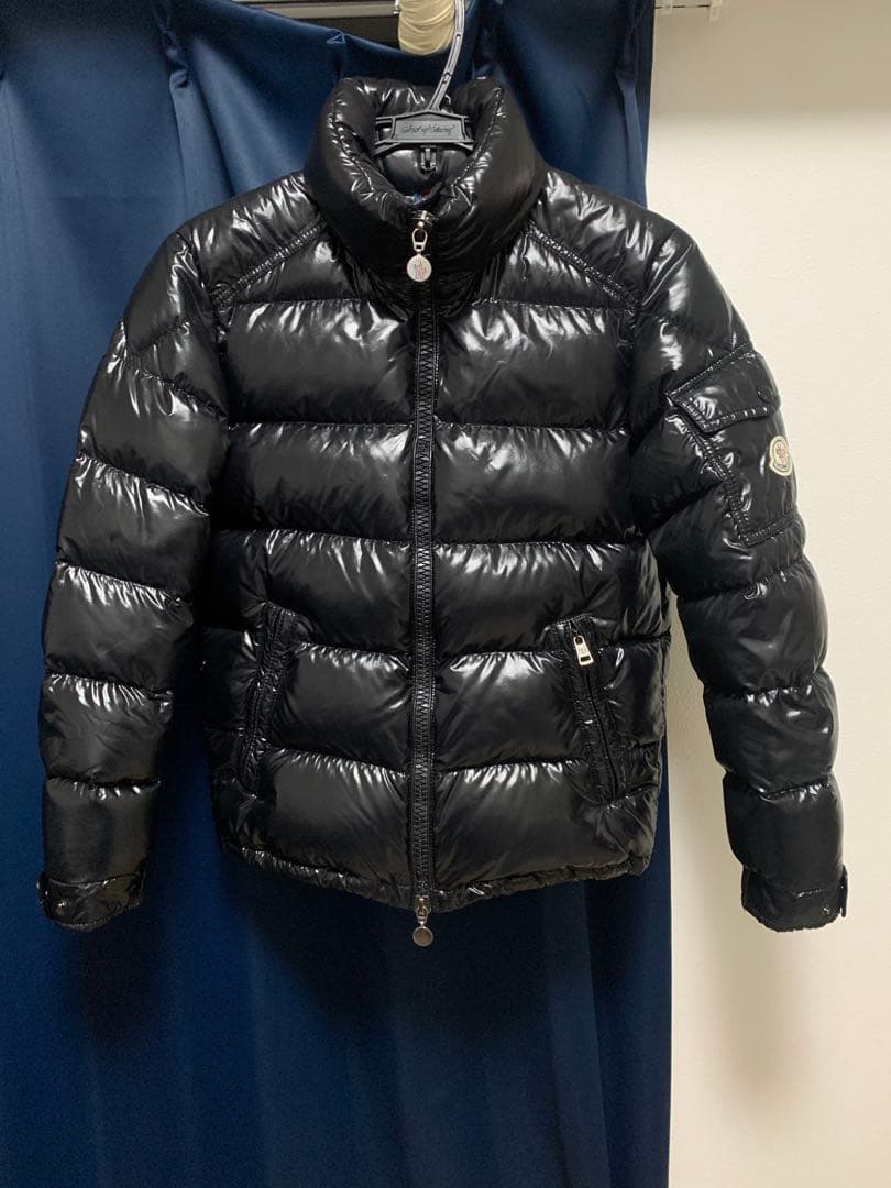 モンクレール ダウンジャケット マヤ MAYA メンズ シャイニーブラック MONCLER（モンクレール） フード付き ダウンジャケット MAYA マヤ