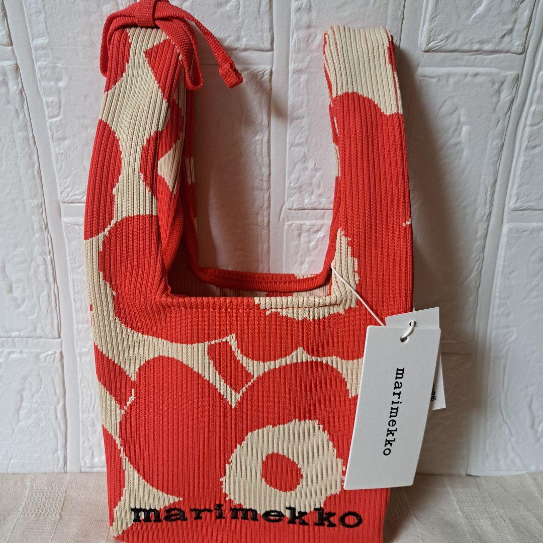 お値下げ‼️【新品タグ付き】marimekko トートバッグ 一部店舗・オンラインストア限定】Unikko トートバッグ 43×44cm