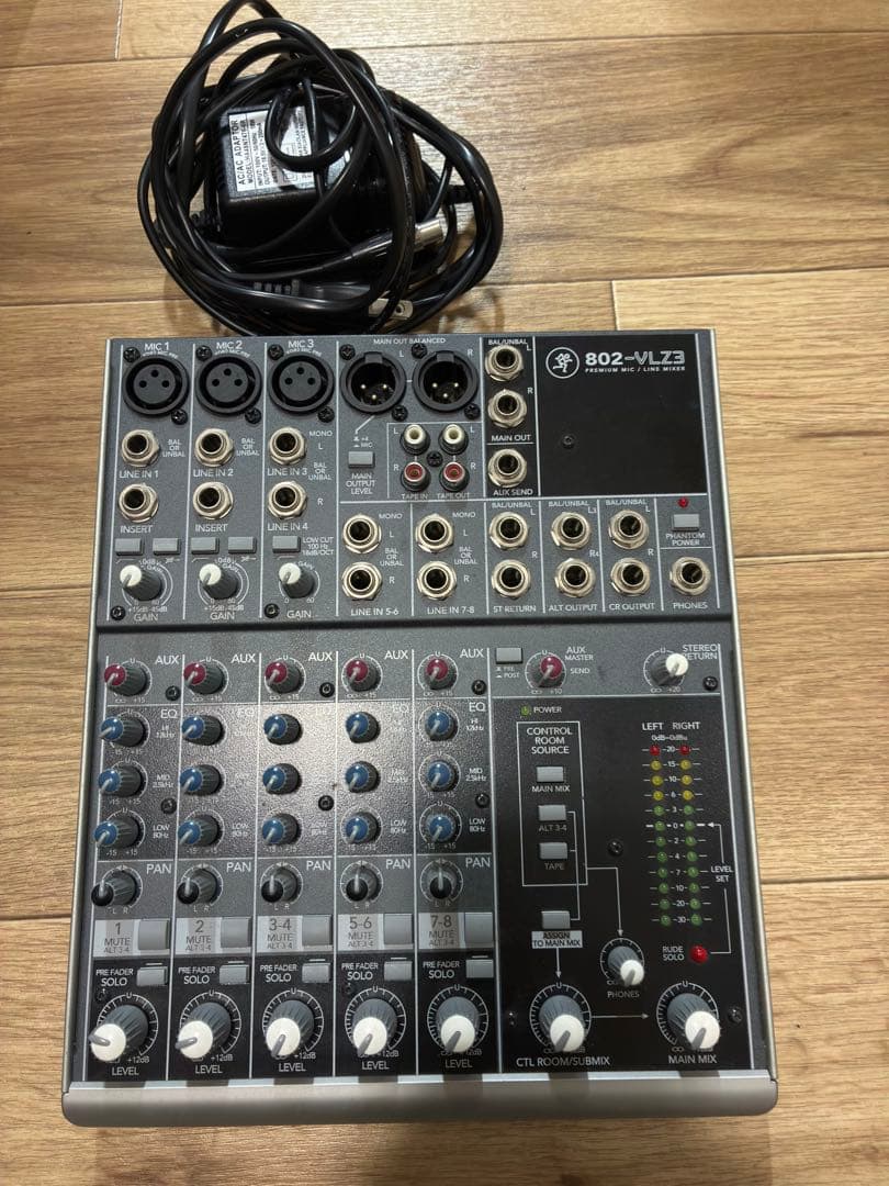 MACKIE 802-VLZ3 マイク/ラインミキサー Mackie 802-VLZ3 - Vintage King