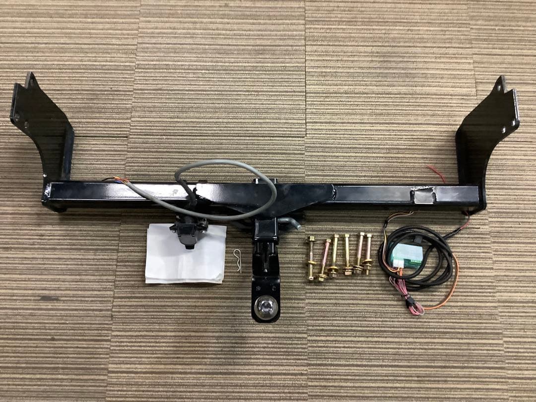 ベンツVクラス220D用ヒッチメンバー　ｗ447 メルセデスベンツVクラスV220d用ヒッチメンバー | 高強度