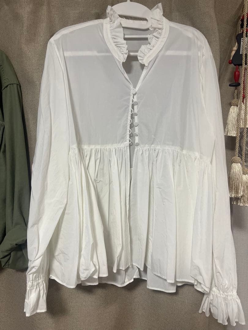 IENA ライトタフタ ショートギャザーブラウス - メルカリ